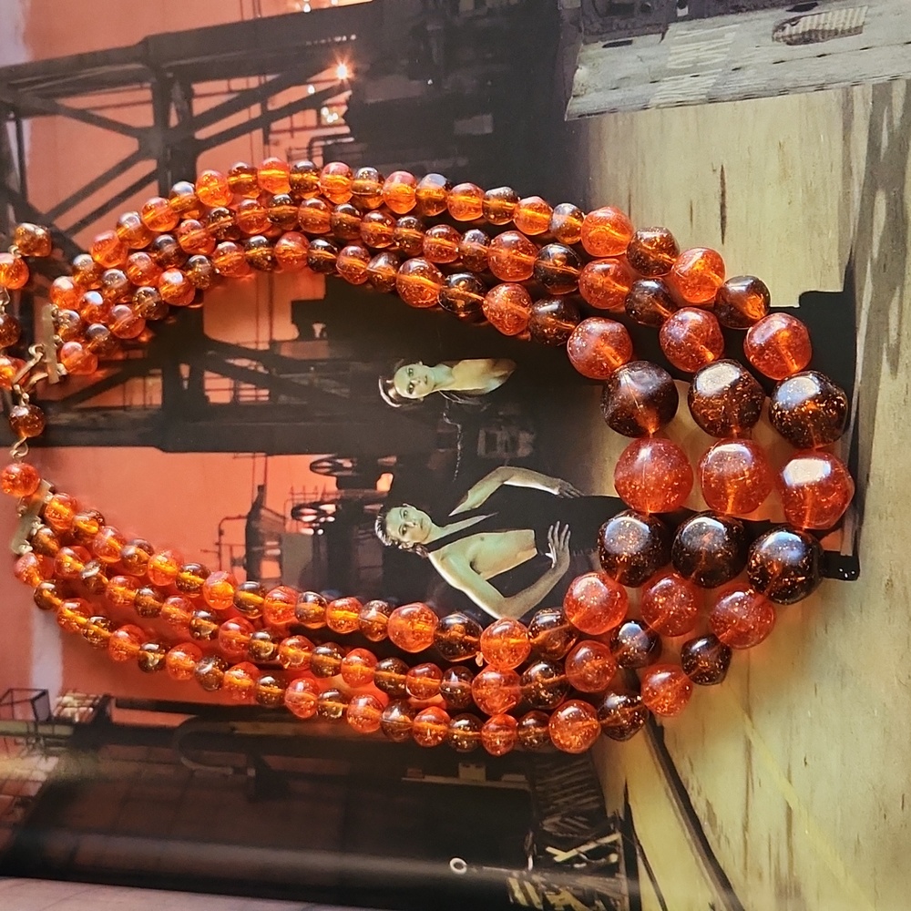 1960s multi strand sparkly necklace